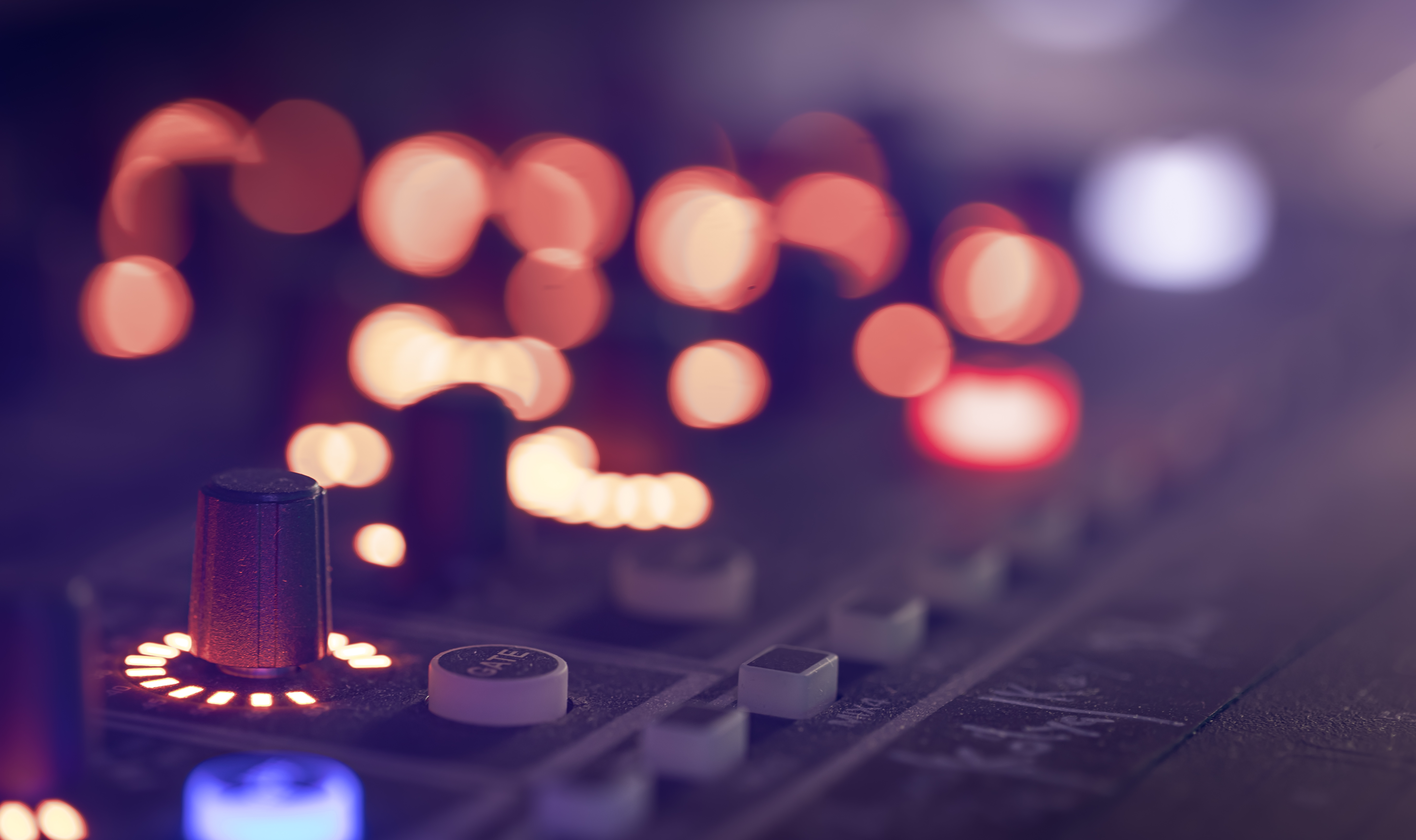 Studio mixing console
